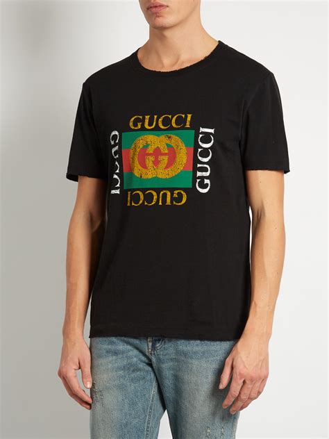 mens gucci tee shirt|T.